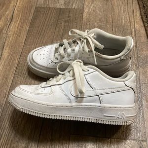 Kids Nike Air size 4Y